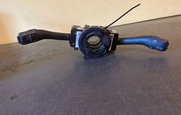 Audi A6 S6 C5 4B Wiper turn signal indicator stalk/switch 8L0953513H 2128084 202853