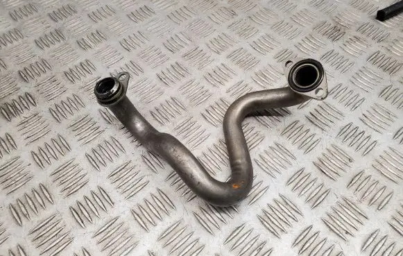 Porsche Cayenne (92A) Turbo air intake inlet pipe/hose 94810703110