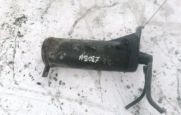 Active carbon filter fuel vapour canister