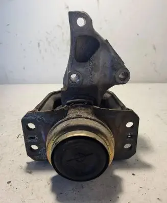 Peugeot 308 Engine mount bracket 9636583980