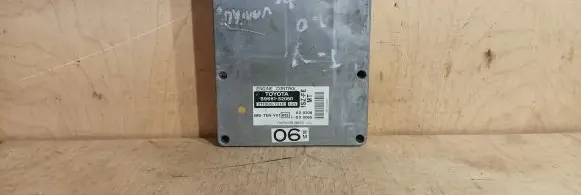 Toyota Yaris Engine control unit/module 8966152060 2110007210 1SZFE