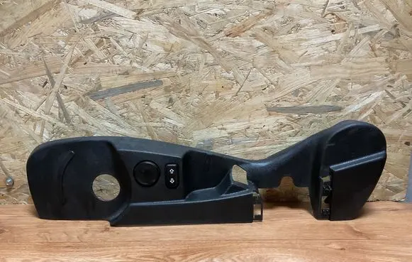 Opel Insignia A Front driver seat rail trim 13325196 330839475