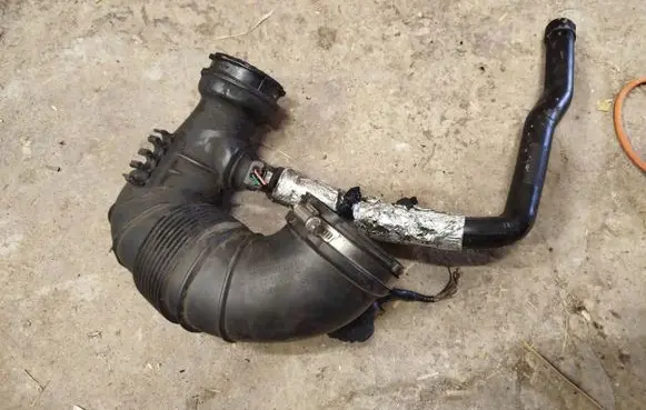 Mercedes-Benz C W204 Turbo air intake inlet pipe/hose A6510900337 A6510940797 4461286300