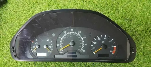 Mercedes-Benz C W202 Speedometer (instrument cluster) 2025406548