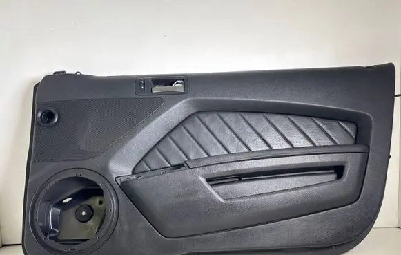 Ford Mustang V Front door card panel trim DR336323942
