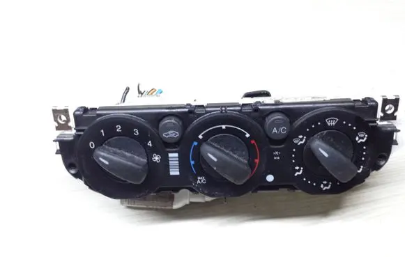 Ford Focus Climate control unit 7M5T19980BD