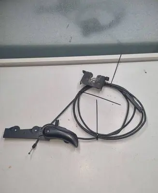 BMW 5 E60 E61 Engine bonnet (hood) release handle 51437052579