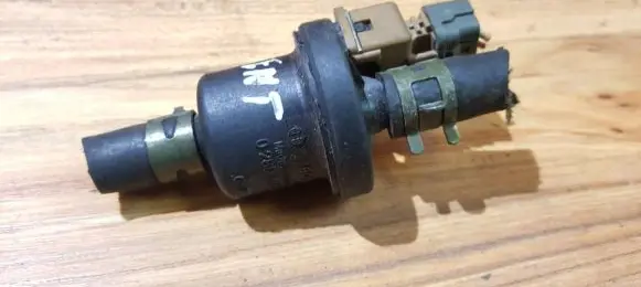 Valve vacuum