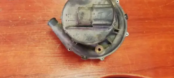 BMW 7 E38 Secondary air pump 1741700