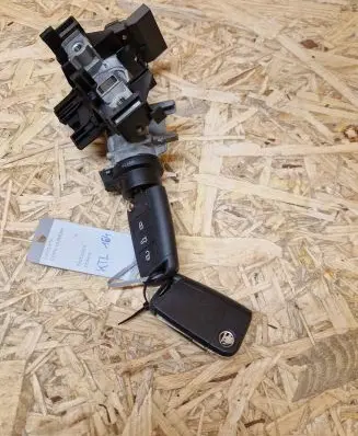 Skoda Rapid (NH) Ignition lock 1K0905851 023BBA14918