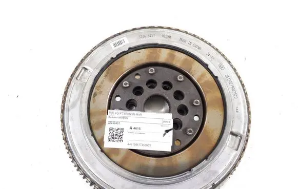 Volvo XC40 Dual mass flywheel 32249431