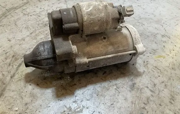 Peugeot Partner III Starter motor