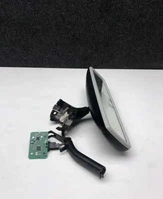 Rear view mirror (interior)