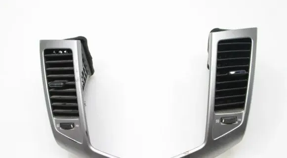 Chevrolet Cruze Dash center air vent grill 94567907