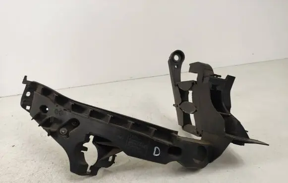 Audi A4 S4 B8 8K Headlight/headlamp mounting bracket 8K0805608 2002838R