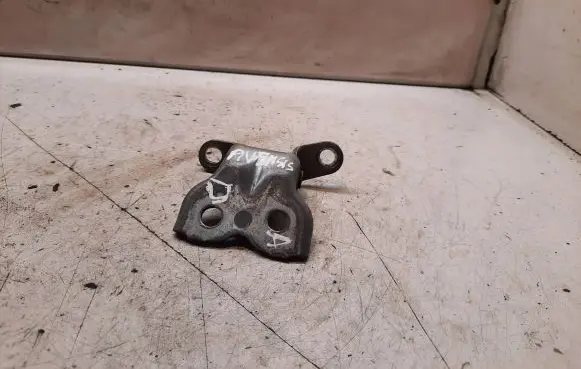 Toyota Avensis T250 Front door lower hinge 