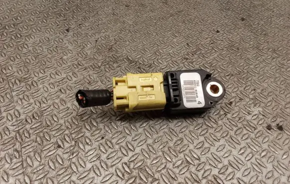 Lexus IS 220D-250-350 Airbag deployment crash/impact sensor 898310W040