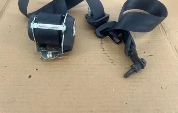 Dacia Logan Pick-Up Front seatbelt 868845555R 621088800C