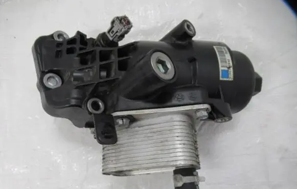 Engine oil radiator