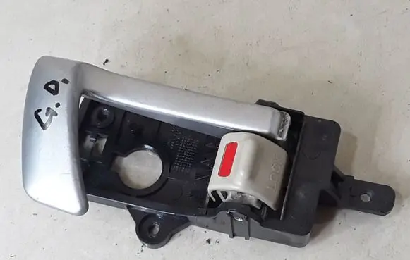 Rear door interior handle