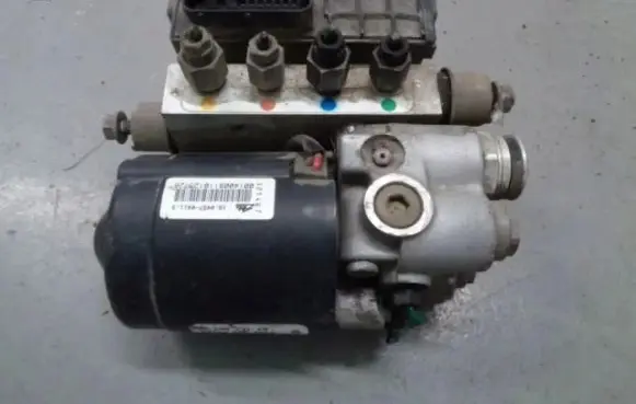 Renault Scenic I Master brake cylinder