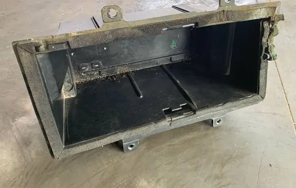 Citroen Jumper Battery box tray 1384216080