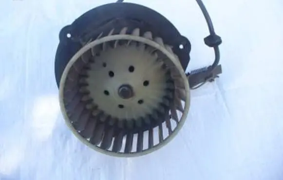 Mercedes-Benz W123 Heater fan/blower 1238201642