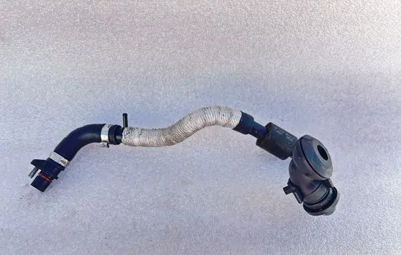 Audi A6 S6 C6 4F Vacuum line/pipe/hose 1J0611939K
