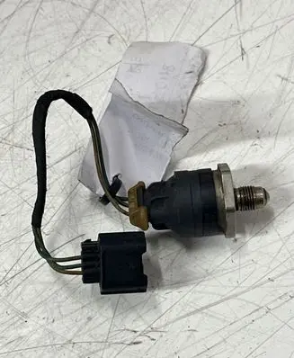 Jaguar XF X250 Fuel main line pipe 8W939F972BA