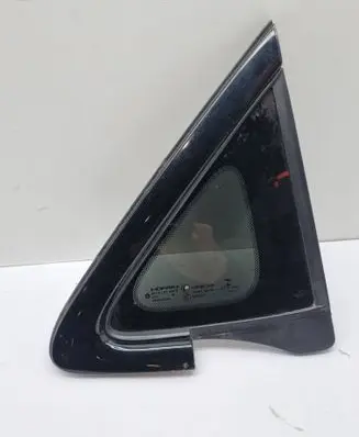 Chrysler Pacifica Front triangle window/glass 68370635AA 68370635 1203181289