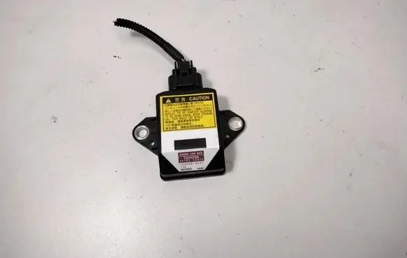 Lexus IS 220D-250-350 ESP acceleration yaw rate sensor 8918360020