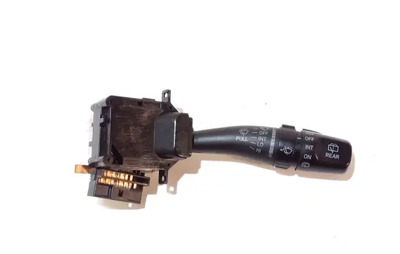 Hyundai Santa Fe Wiper control stalk 51005