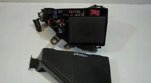 Nissan Qashqai J12 Fuse box set 