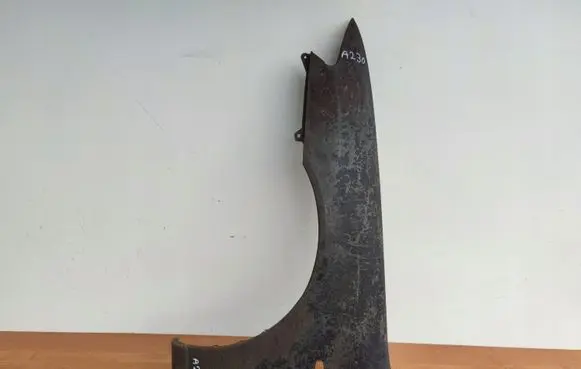 Mazda 626 Fender