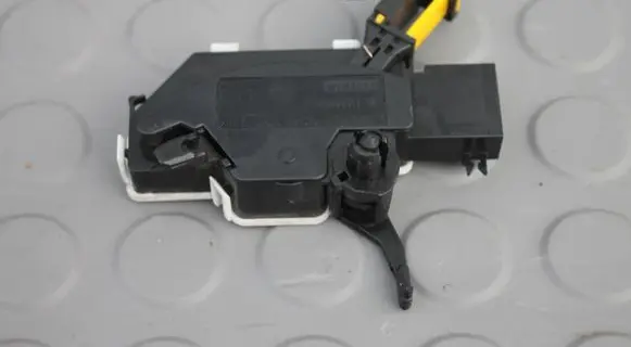 Nissan Qashqai J12 Clutch pedal sensor 8200666173J12 8200666173