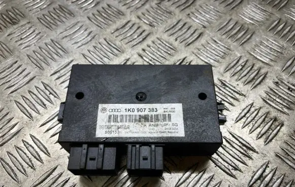 Volkswagen PASSAT B6 Tow bar trailer control unit/module 1K0907383 506153