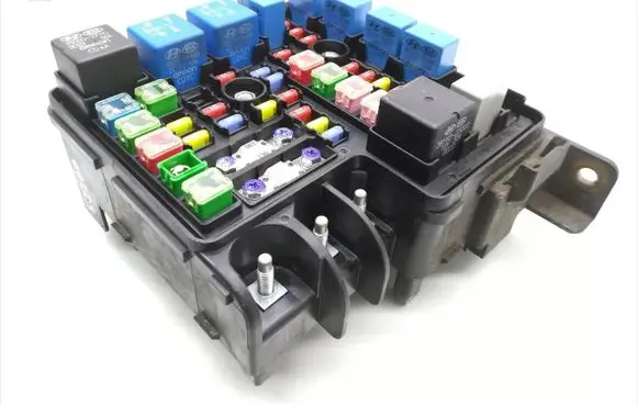 KIA Ceed Fuse module 91950-2H040