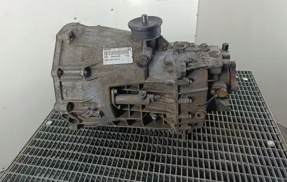 Volkswagen II LT Manual 5 speed gearbox 711614DDY