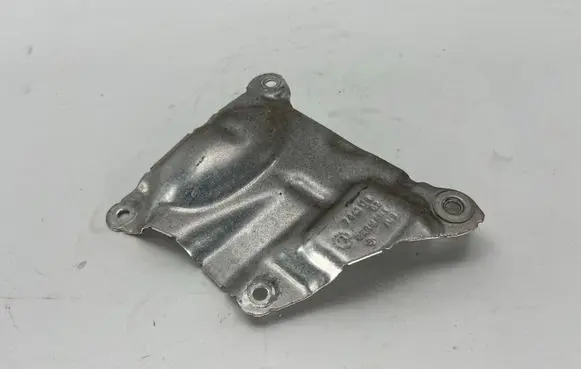 BMW 1 F20 F21 Heat shield in engine bay 7643179