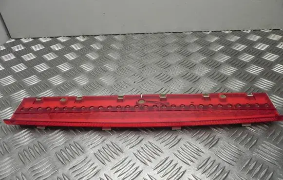 Audi A8 S8 D3 4E Third/center stoplight 4E0945097 T3865