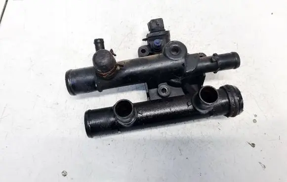 Renault Master II Engine coolant pipe/hose 8200709149