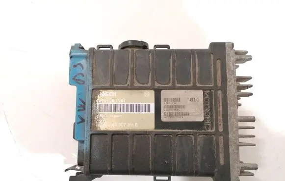 Volkswagen PASSAT B3 Engine control unit/module 0261200261 443907311B