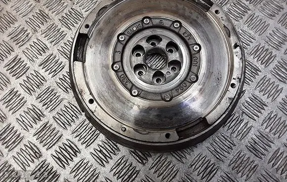 Peugeot 308 Flywheel 2294001594
