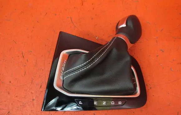 Renault Arkana Gear lever shifter trim leather/knob GALKAMIESZEK