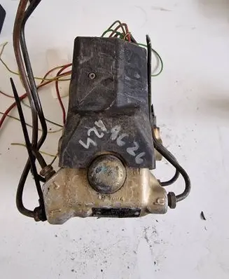 Mercedes-Benz E W124 ABS Pump 0265200043