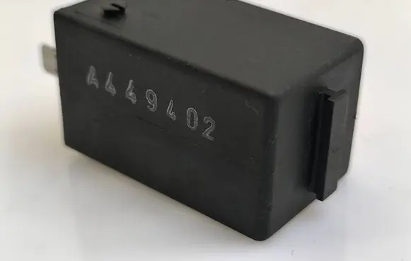 BMW 5 E39 Other relay 1388533 4521WW05W 72BB301
