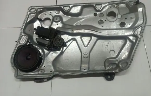 Volkswagen PASSAT B5 Sliding door window regulator with motor 3B4837756A