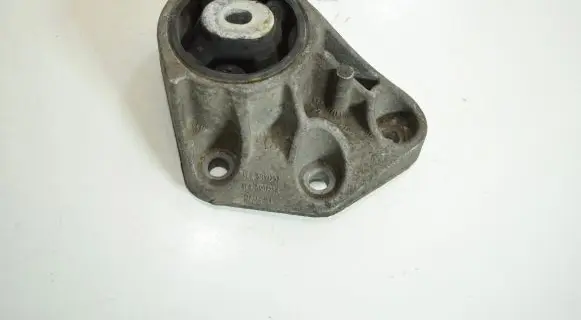 Audi A6 S6 C6 4F Rear differential mounting bracket 8E0599125K