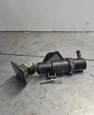 Volkswagen Transporter - Caravelle T5 Headlight washer spray nozzle 7H0955978A 7H5807938