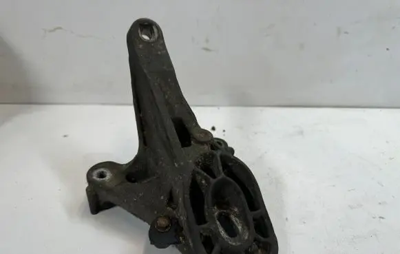 Mini One - Cooper Clubman R55 Gearbox mounting bracket 67871110
